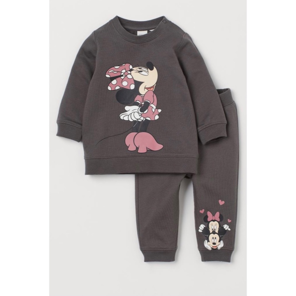 🍼Minnie Mouse Sweatsuit